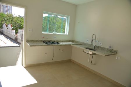 Casa à venda com 181m², 3 quartos e 2 vagasCozinha 