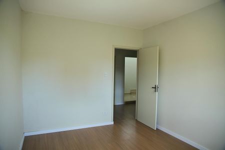 Casa à venda com 181m², 3 quartos e 2 vagasQuarto 2 