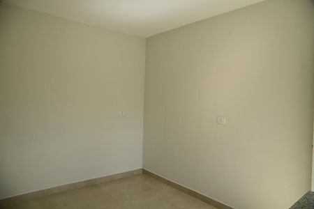 Casa à venda com 181m², 3 quartos e 2 vagasCozinha 