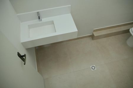 Casa à venda com 181m², 3 quartos e 2 vagasBanheiro Social 
