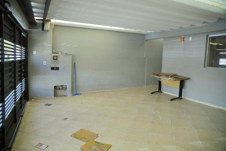 Casa à venda com 181m², 3 quartos e 2 vagasGaragem
