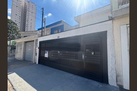 Casa à venda com 181m², 3 quartos e 2 vagasFachada