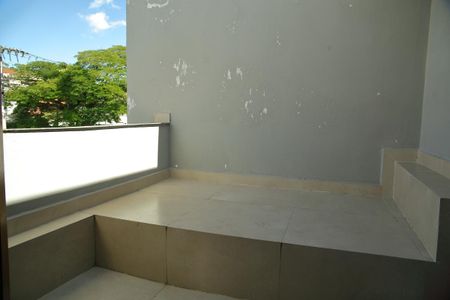 Casa à venda com 181m², 3 quartos e 2 vagasVaranda quarto 3 