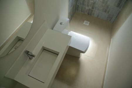 Casa à venda com 181m², 3 quartos e 2 vagasBanheiro de serviço/convivência 