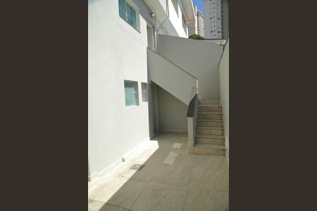 Casa à venda com 181m², 3 quartos e 2 vagasQuintal 