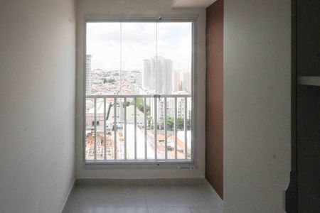 Apartamento para alugar com 32m², 2 quartos e sem vaga Apartamento para alugar com 32m², 2 quartos e sem vagaVaranda