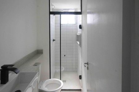 Apartamento para alugar com 32m², 2 quartos e sem vaga Apartamento para alugar com 32m², 2 quartos e sem vagaBanheiro