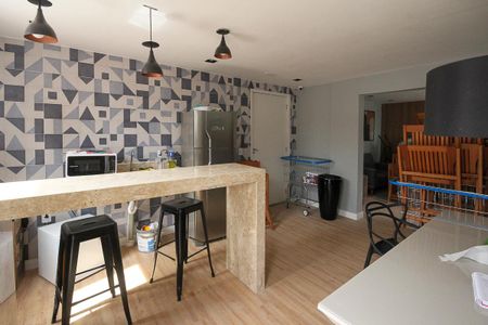 Apartamento para alugar com 32m², 2 quartos e sem vaga Apartamento para alugar com 32m², 2 quartos e sem vagaEspaço Gourmet