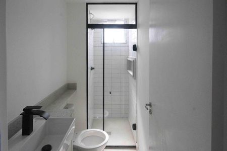 Apartamento para alugar com 32m², 2 quartos e sem vaga Apartamento para alugar com 32m², 2 quartos e sem vagaBanheiro