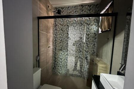 Casa de condomínio para alugar com 100m², 2 quartos e sem vaga Casa de condomínio para alugar com 100m², 2 quartos e sem vagaBanheiro 2