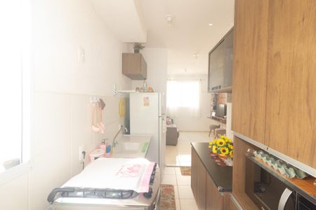 Apartamento para alugar com 44m², 2 quartos e 1 vaga Apartamento para alugar com 44m², 2 quartos e 1 vagaCozinha e Área de Serviço