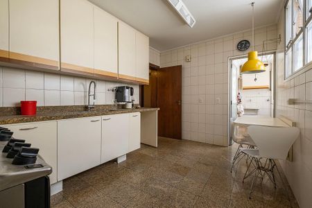 Apartamento para alugar com 165m², 4 quartos e 4 vagasCozinha