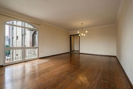 Apartamento para alugar com 165m², 4 quartos e 4 vagasSala