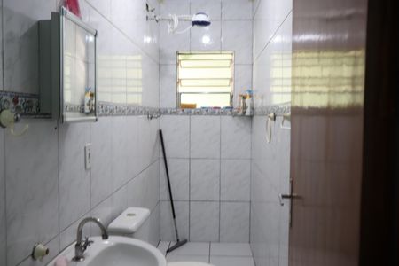 Casa à venda com 150m², 3 quartos e 1 vagaBanheiro