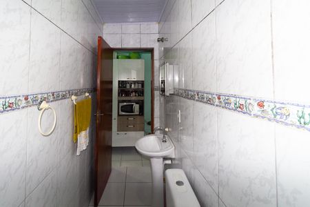 Banheiro de casa à venda com 3 quartos, 150m² em Fazenda da Juta, São Paulo