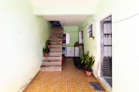 Garagem de casa à venda com 3 quartos, 150m² em Fazenda da Juta, São Paulo