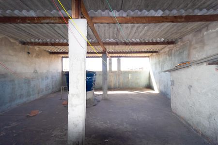 Varanda de casa à venda com 3 quartos, 150m² em Fazenda da Juta, São Paulo
