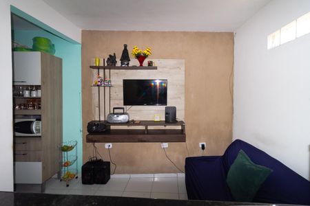 Casa à venda com 3 quartos, 150m² em Fazenda da Juta, São Paulo