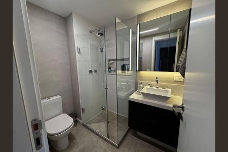 Apartamento à venda com 106m², 2 quartos e 2 vagas Apartamento à venda com 106m², 2 quartos e 2 vagasBanheiro