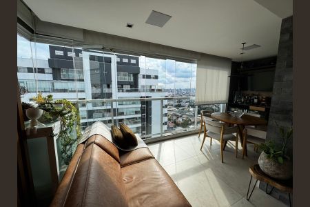 Apartamento à venda com 106m², 2 quartos e 2 vagas Apartamento à venda com 106m², 2 quartos e 2 vagasSala