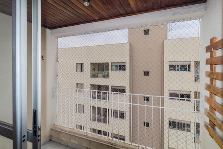 Sacada de apartamento para alugar com 3 quartos, 64m² em Vila Ema, São Paulo