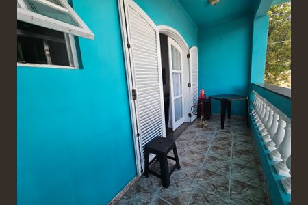 Casa à venda com 97m², 3 quartos e 2 vagasVaranda
