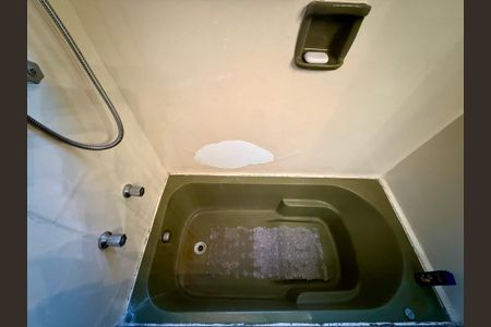 Apartamento à venda com 200m², 4 quartos e 3 vagasBanheiro Suíte 1