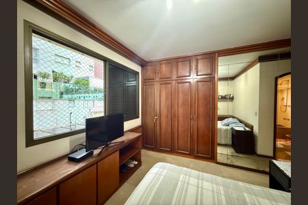 Apartamento à venda com 200m², 4 quartos e 3 vagasSuíte 1