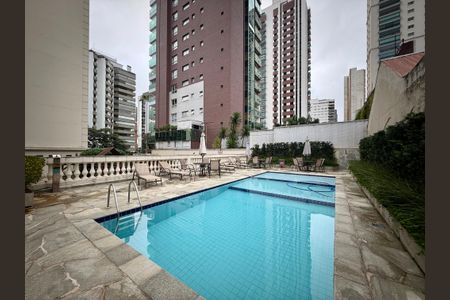 Apartamento à venda com 200m², 4 quartos e 3 vagasPiscina 
