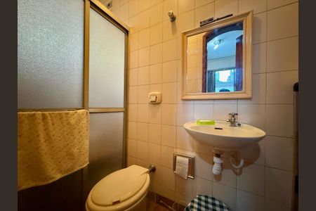 Apartamento à venda com 200m², 4 quartos e 3 vagasBanheiro de Serviço