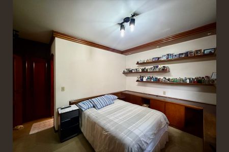 Apartamento à venda com 200m², 4 quartos e 3 vagasSuíte 1