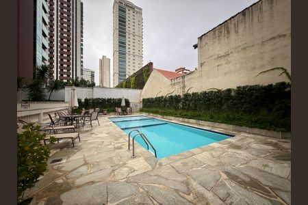 Apartamento à venda com 200m², 4 quartos e 3 vagasPiscina  