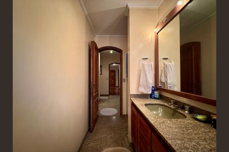 Apartamento à venda com 200m², 4 quartos e 3 vagasBanheiro Social 