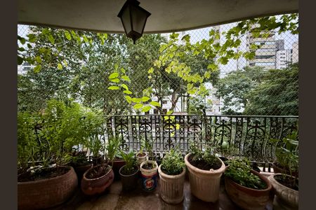 Apartamento à venda com 200m², 4 quartos e 3 vagasSacada