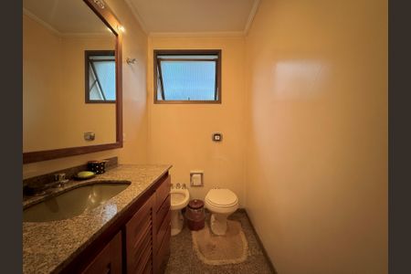 Apartamento à venda com 200m², 4 quartos e 3 vagasBanheiro Social 