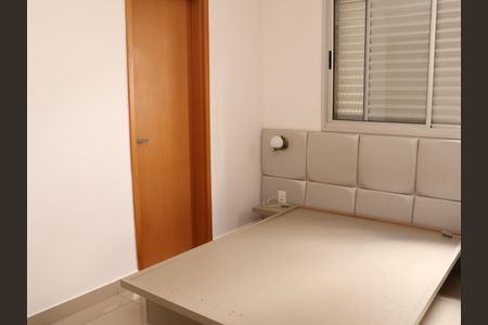 Apartamento à venda com 75m², 2 quartos e 1 vagaSuíte