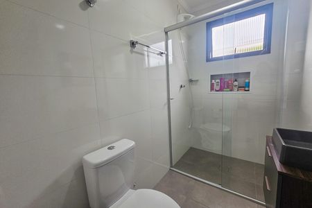Apartamento para alugar com 82m², 3 quartos e 1 vaga Apartamento para alugar com 82m², 3 quartos e 1 vagaBanheiro social