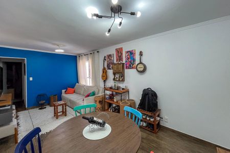 Apartamento para alugar com 65m², 3 quartos e 1 vaga Apartamento para alugar com 65m², 3 quartos e 1 vagaSala