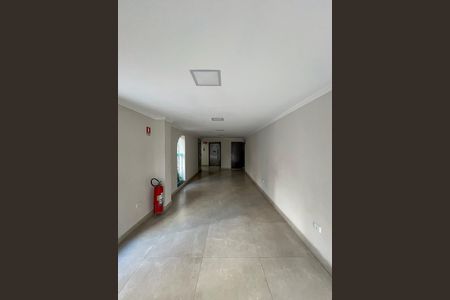 Apartamento para alugar com 65m², 3 quartos e 1 vaga Apartamento para alugar com 65m², 3 quartos e 1 vagaHall social