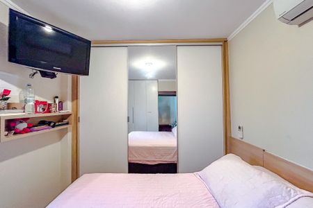 Apartamento à venda com 72m², 2 quartos e 1 vagaQuarto 1 - Armários