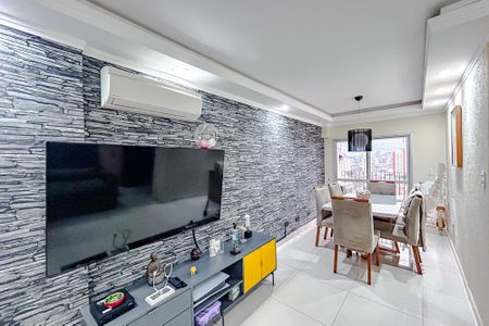 Apartamento à venda com 72m², 2 quartos e 1 vagaSala