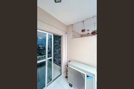 Apartamento à venda com 72m², 2 quartos e 1 vagaVaranda