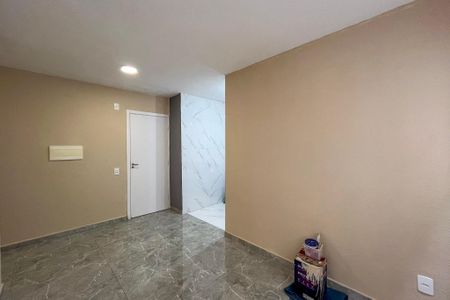 Apartamento para alugar com 43m², 2 quartos e sem vaga Apartamento para alugar com 43m², 2 quartos e sem vagaSala