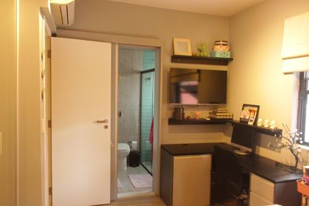 Apartamento para alugar com 120m², 3 quartos e 1 vagaSuíte 1