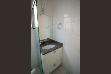 Casa de condomínio para alugar com 94m², 3 quartos e 2 vagasBanheiro da Suíte 