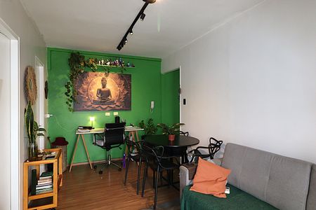 Sala de apartamento para alugar com 1 quarto, 45m² em Humaitá, Porto Alegre