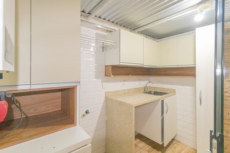 Casa de condomínio à venda com 122m², 3 quartos e 3 vagasLavanderia