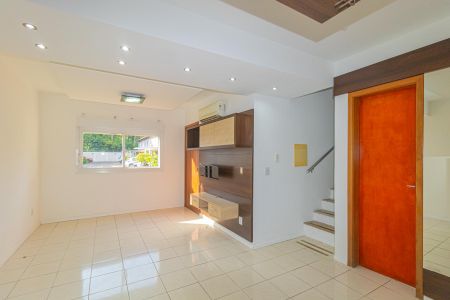 Casa de condomínio à venda com 122m², 3 quartos e 3 vagasSala