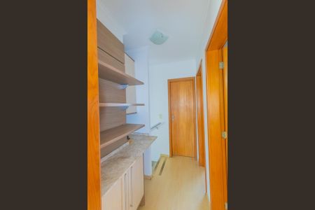 Casa de condomínio à venda com 122m², 3 quartos e 3 vagasCorredor