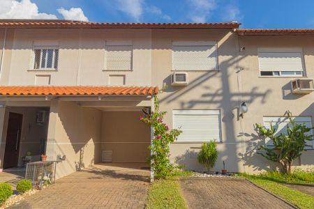 Casa de condomínio à venda com 122m², 3 quartos e 3 vagasFachada